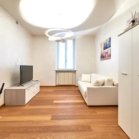Casa Vacanze Del Barone Via Colleoni 16 *